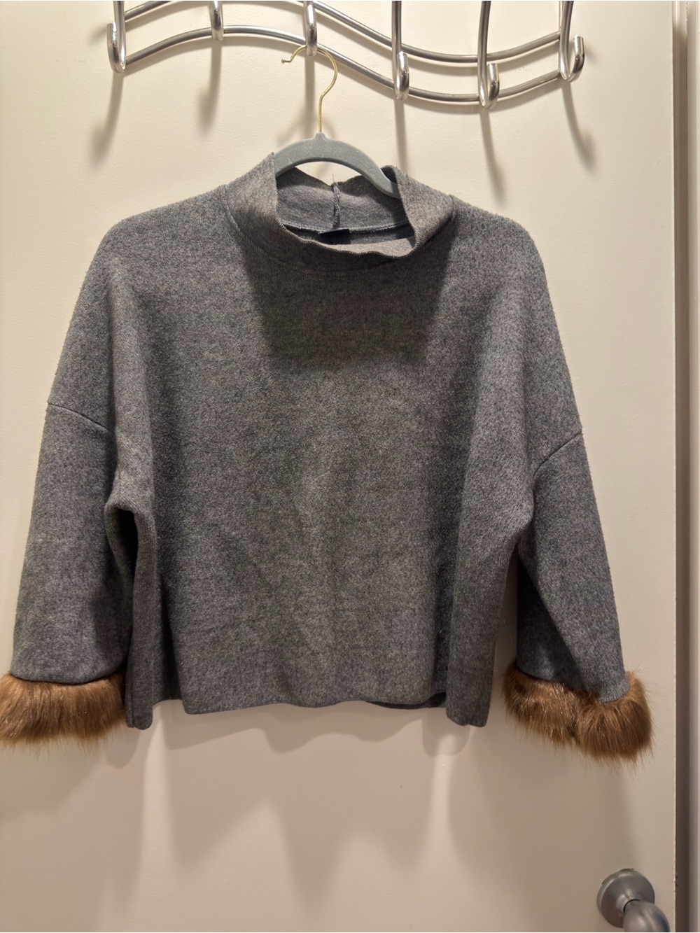 Zara Gray Mock-Neck Sweater with Brown Faux-Fur Cuffs medium